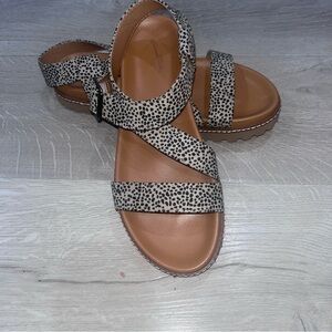 UNIVERSAL THREAD-Leopard Print Women's Sandals